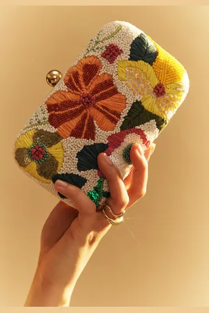 Yoek Clutch met kraaltjes