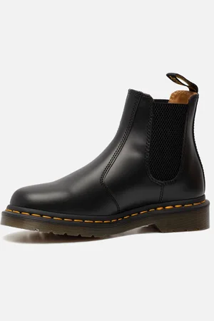 Dr. Martens 2976 Smooth Chelsea boots