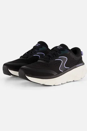 Skechers D
